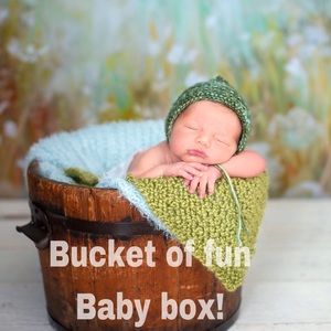 Bucket of Fun baby mystery box !